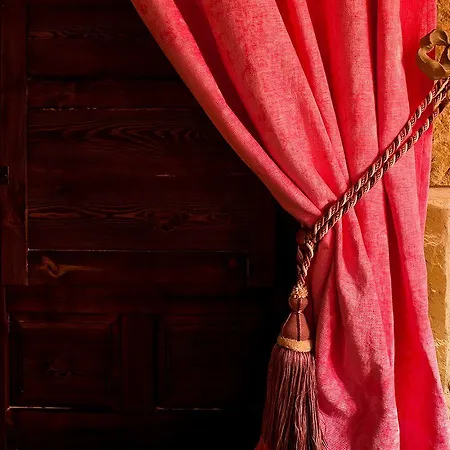 فندق Boutique Real De Liena 3*