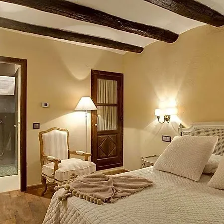 Boutique Real De Liena Con 1 Jacuzzi Y Restaurante Liena 3* Murillo de Gállego