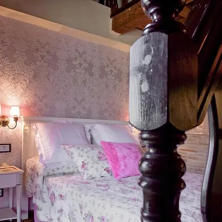 Boutique Real De Liena Con 1 Jacuzzi Y Restaurante Liena 3*