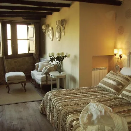 Boutique Real De Liena Con 1 Jacuzzi Y Restaurante Liena Hotel